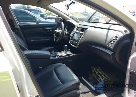 2018 Nissan Altima 2.5 Sr из США, поврежденный, VIN 1N4AL3AP1JC289193